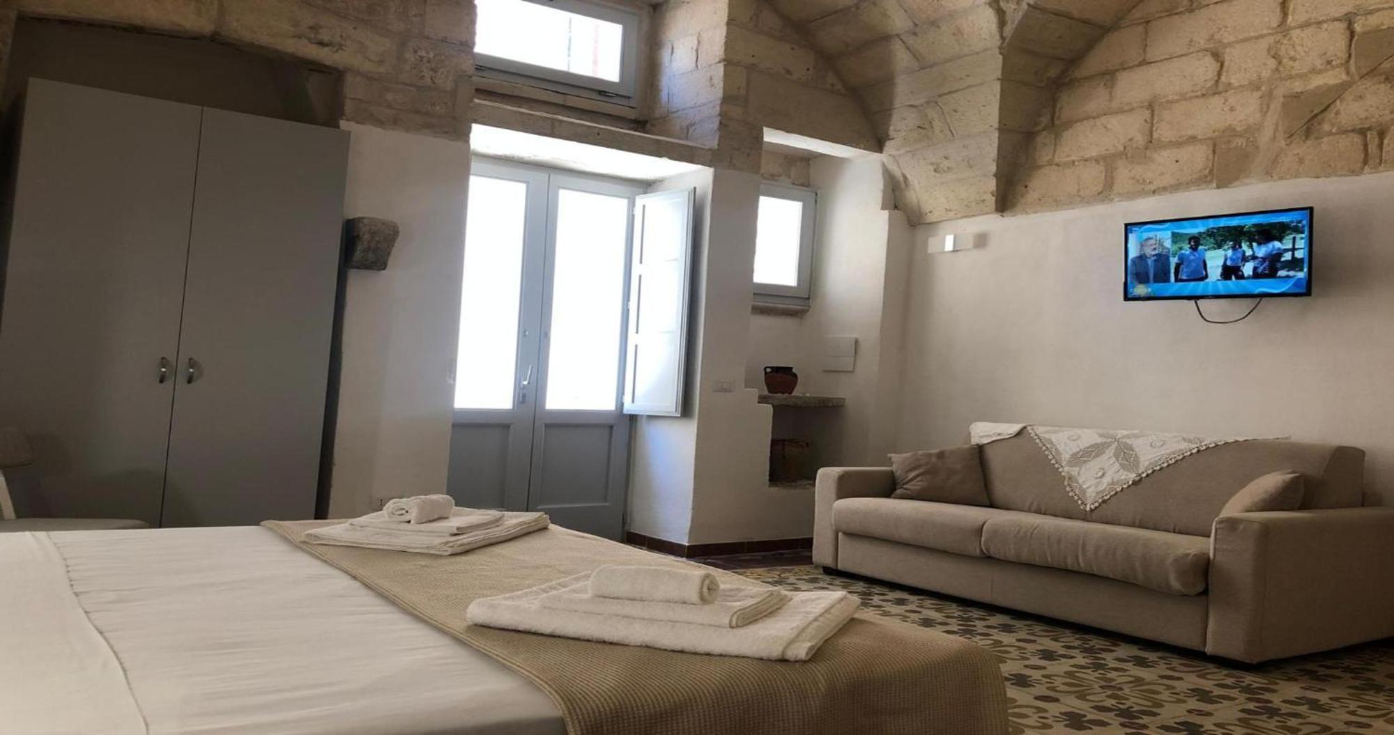 Odegos Monolocali Vico Sant'Antonio Villa Carpignano Salentino Buitenkant foto