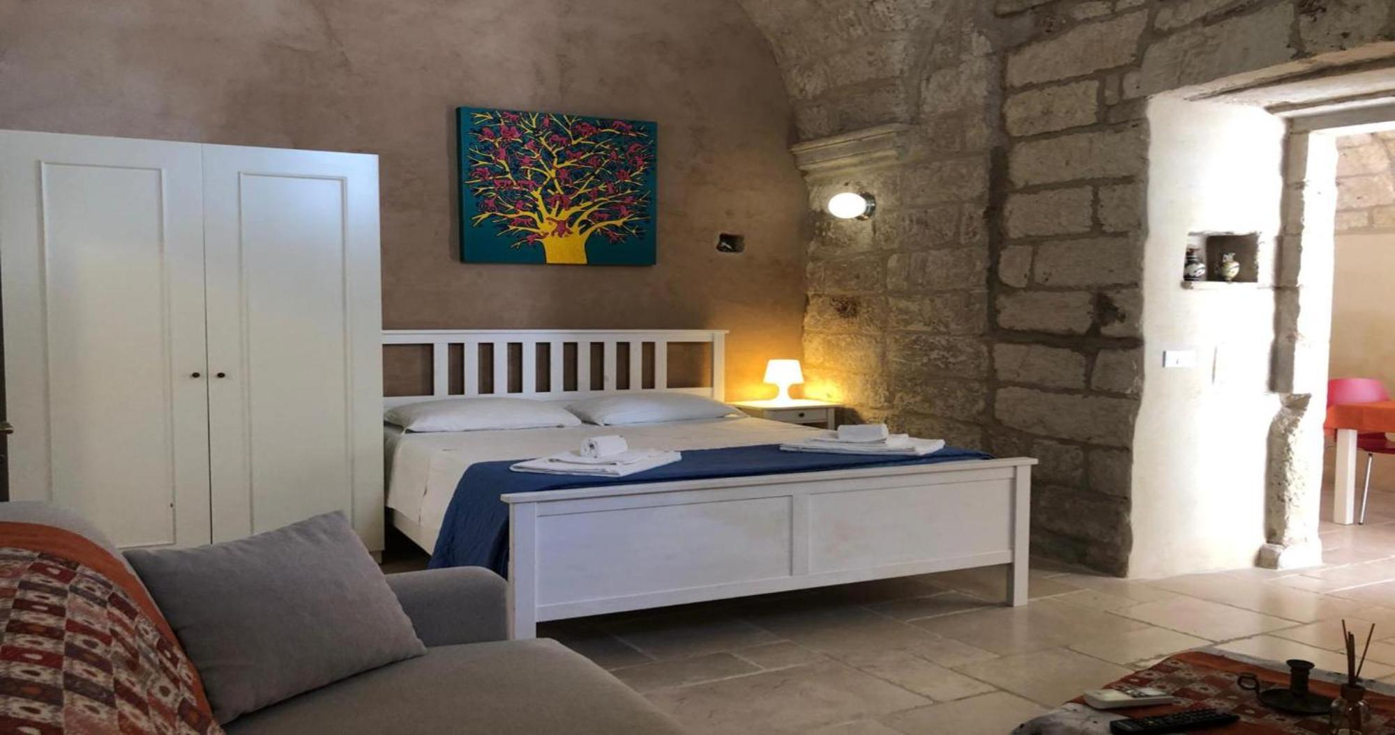 Odegos Monolocali Vico Sant'Antonio Villa Carpignano Salentino Buitenkant foto