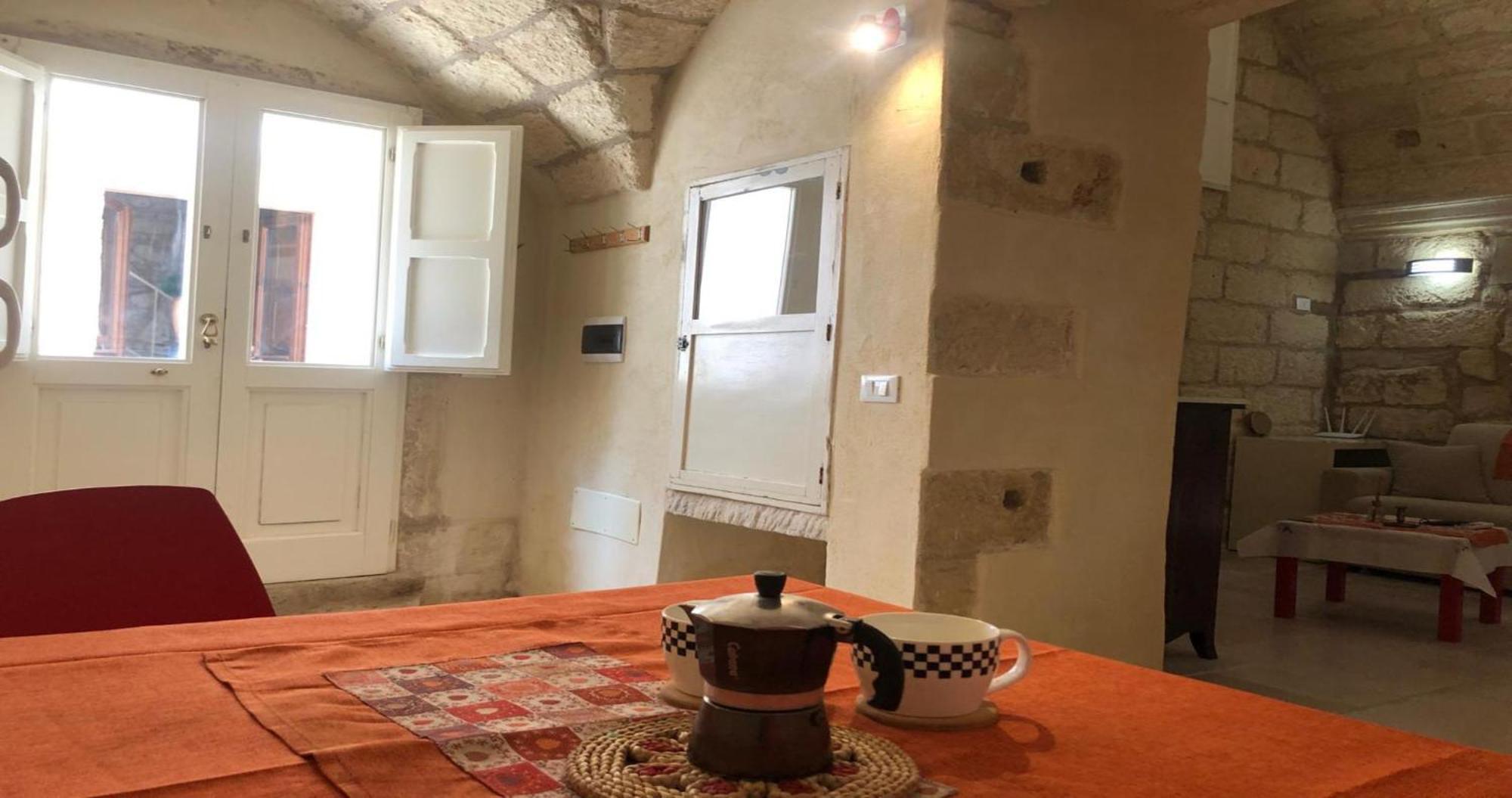 Odegos Monolocali Vico Sant'Antonio Villa Carpignano Salentino Buitenkant foto
