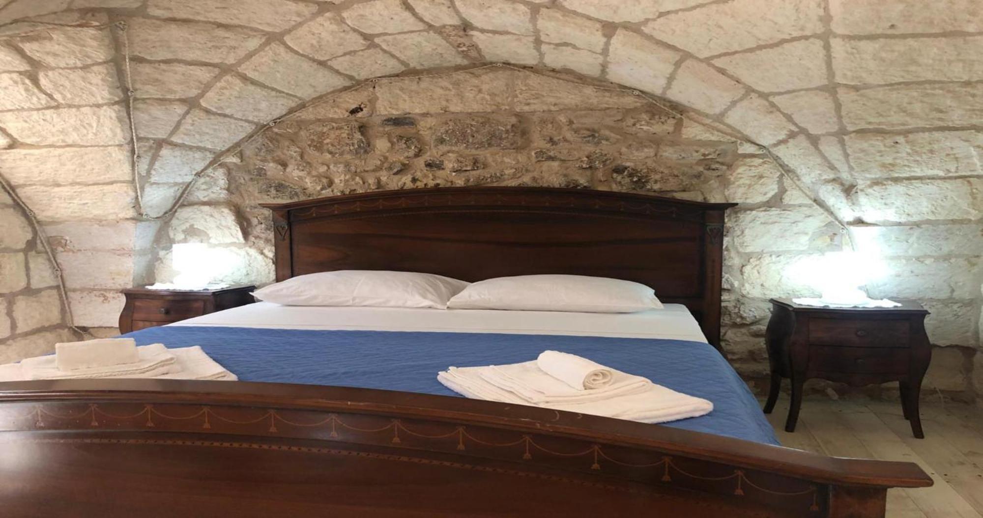 Odegos Monolocali Vico Sant'Antonio Villa Carpignano Salentino Buitenkant foto